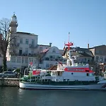 Haus Stromblick, Zimmer am Strom